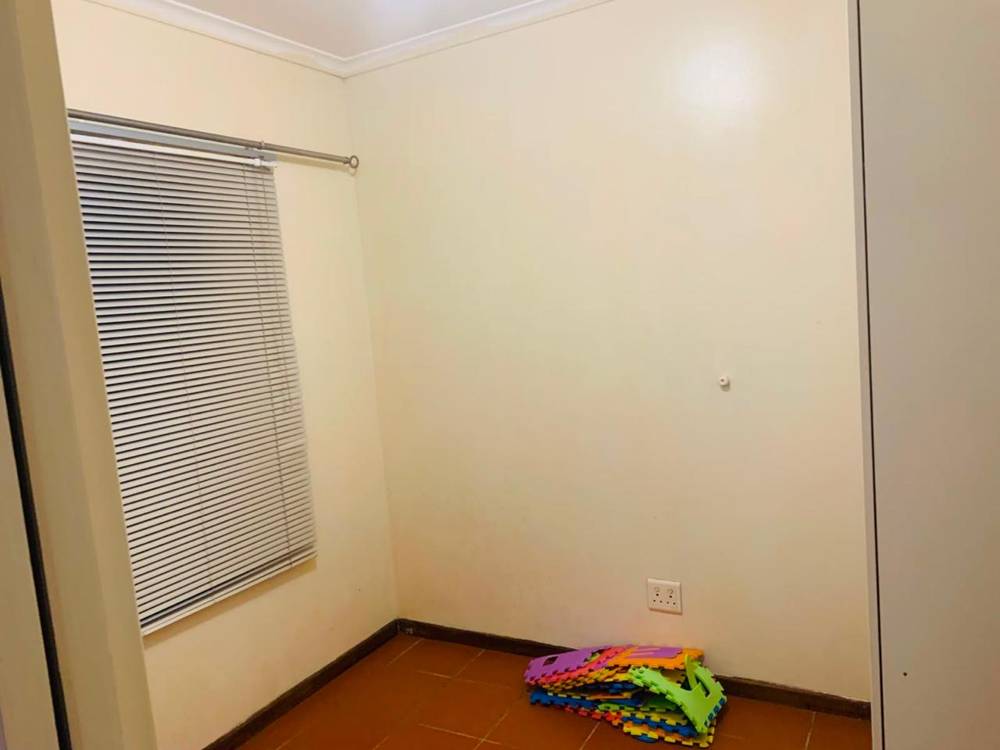 Bedroom after cleaning